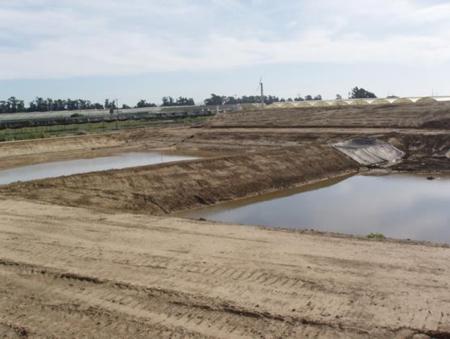 Fig. 1. Detention basins capture runoff so that it remains on the nursery site, preventing movement of pollutants into water bodies. Photo J. Newman.